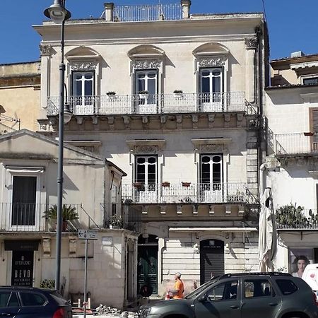 Отель Il Terrazzino Sui Tetti Модика Экстерьер фото